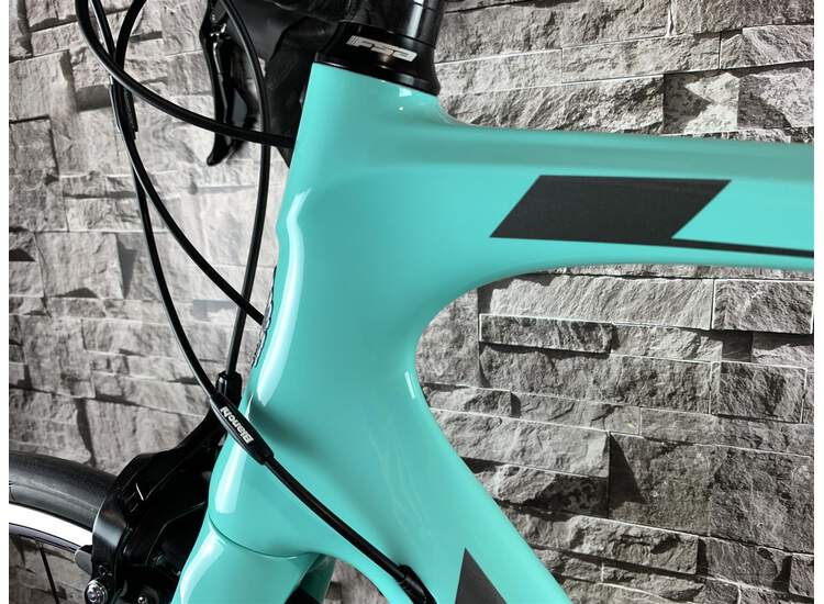 Bianchi Intenso - Shimano 105 11sp Compact - 2019 53 2a - Ck16 / Noire Full Glossy