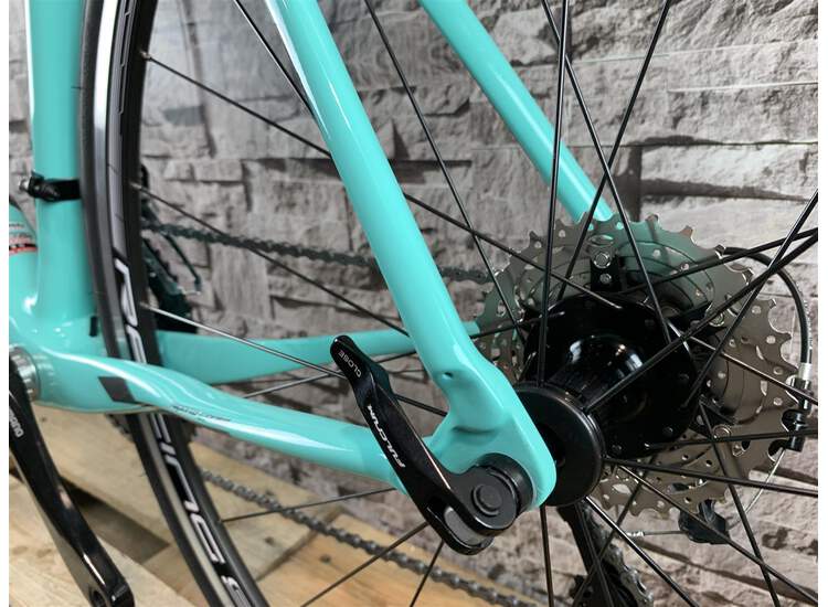 Bianchi Intenso - Shimano 105 11sp Compact - 2019 59 2a - Ck16 / Noire Full Glossy