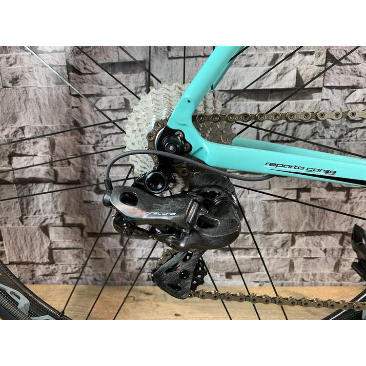 bianchi infinito cv campagnolo