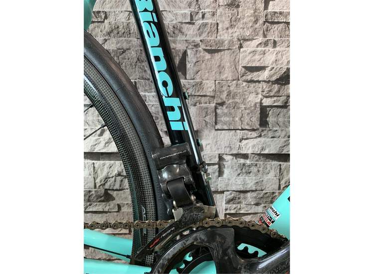 Bianchi Road Bike Infinito Cv - Campagnolo Record 12s - 2019 Racing Edition