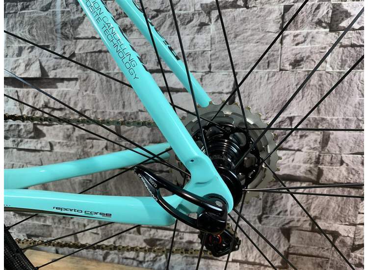 V�lo Route Bianchi Infinito Cv - Campagnolo Record 12s - 2019 Racing Edition