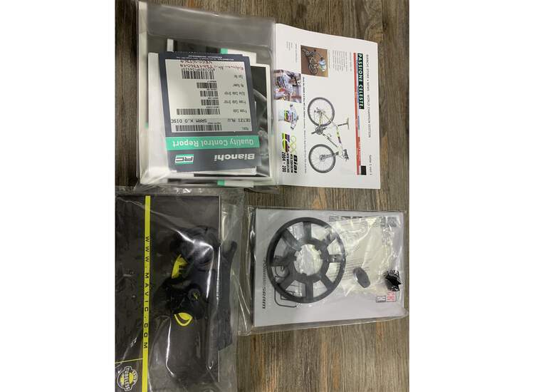 Oetzi Wc Ltd. Edition Julien Absalon