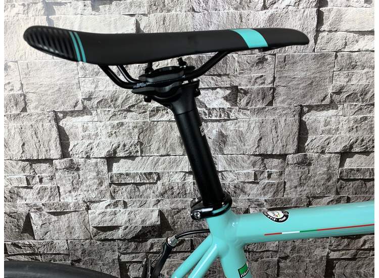 Bianchi Freccia Celeste Campagnolo Potenza 11s 2a - Ck16 / Black Glossy 57