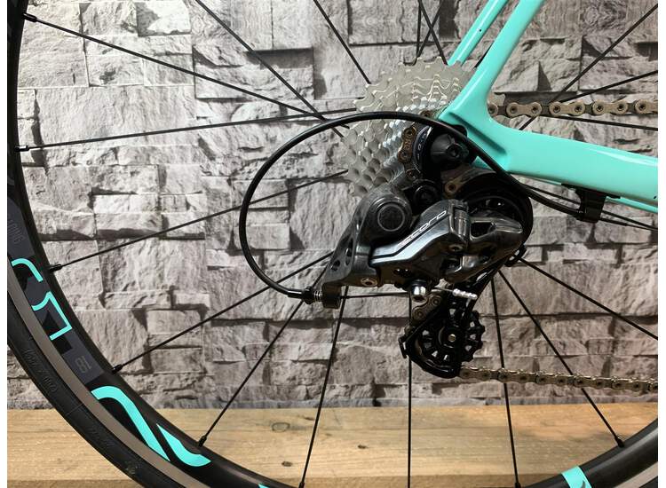 Bianchi Xr3 Campagnolo Record 2r - Black / Graphite Full Glossy 47