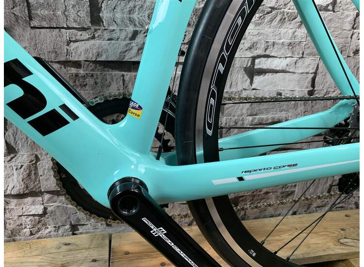 Bianchi Aria Campagnolo Potenza A1 - Black / Silver Chrome Full Glossy 50
