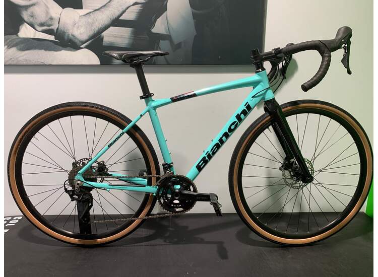 Bianchi Road Bike Via Nirone 7 Allroad- Grx Rx400 10sp Hydraulic Disc - 2021 5K 50 (Used)