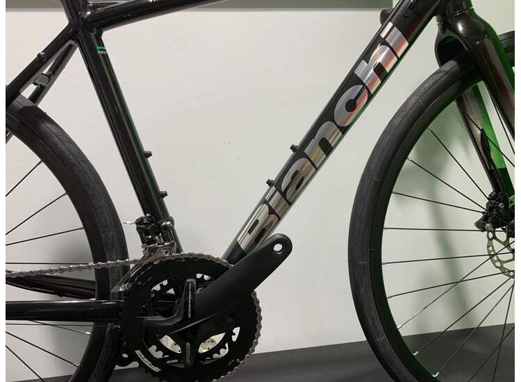 Bianchi bike VIA NIRONE 7 Disc Shimano 105 11sp  - 2023 N2: Serial Black/Titanium Silver Full Glossy (63)