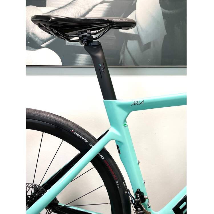 Bianchi Road Bike ARIA DISC CHORUS 2023 3.699,00