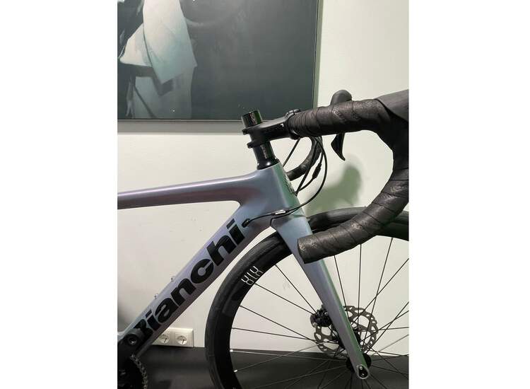 V�lo Route Bianchi ARIA DISC Shimano 105 11sp - 2023