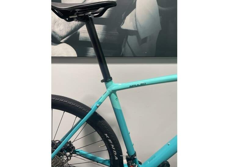 Bianchi IMPULSO ALLROAD DISC Shimano GRX 600 11sp - 35mm tyre - 2024