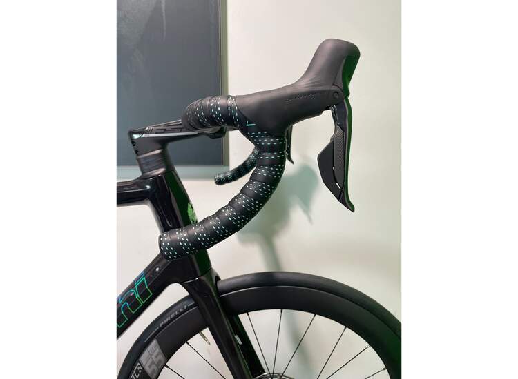 Bianchi Road Bike SPECIALISSIMA DISC Shimano Dura Ace-Di2 12sp - 2023 SB: Black Carbon UD/Mermaid Scale Full Glossy 53