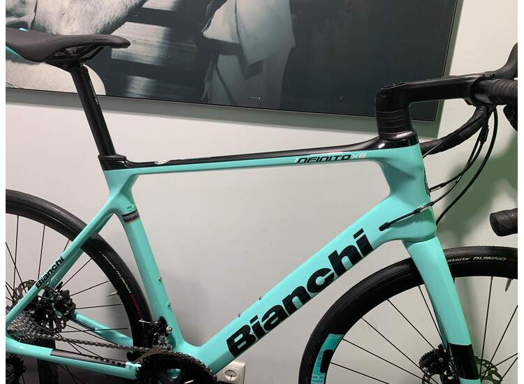 Bianchi Road Bike INFINITO XE DISC Shimano 105 11sp - 2023 5K 55
