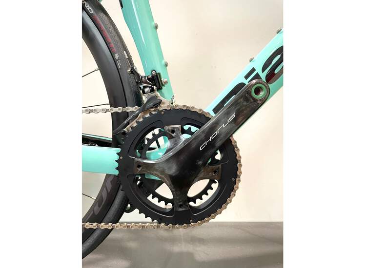 Bianchi Road Bike ARIA DISC CHORUS 2023 5K: CELESTE CK16/BLACK GLOSSY