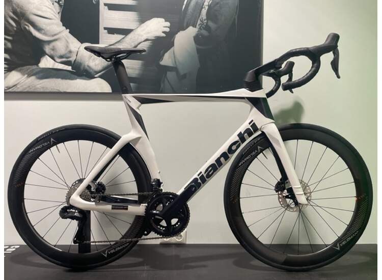 Bianchi Rennrad OLTRE RC Sram Red eTap AXS disc 12sp - 2023 XG: White / Graphite Full Glossy 59