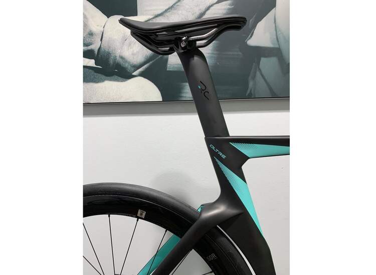 Bianchi Rennrad OLTRE RC Sram Red eTap AXS disc 12sp - 2023 XJ: Graphite | CK16 full matt 50