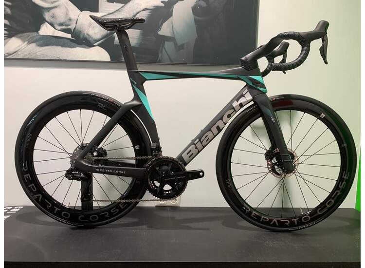 Bianchi Rennrad OLTRE RC Sram Red eTap AXS disc 12sp - 2023 XR: Graphite-carbon | CK16-alu silver full matt 55