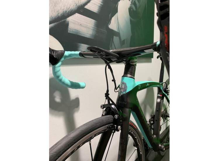 Bianchi Oltre XR4 Campagnolo Super Record EPS 47cm