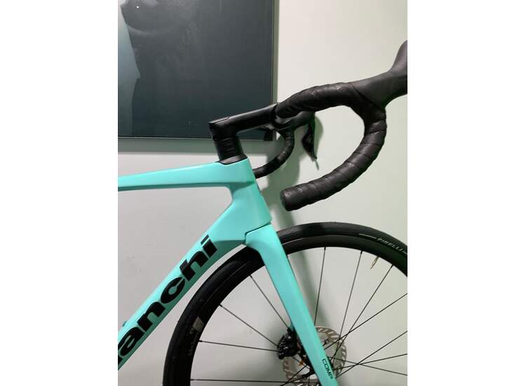 Bianchi Rennrad SPECIALISSIMA COMP ULTEGRA DI2 12SP - 2025