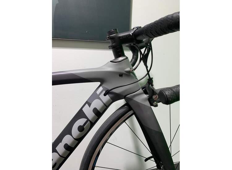 Bianchi Road Bike OLTRE XR4 Shimano Ultegra 11sp - 2023