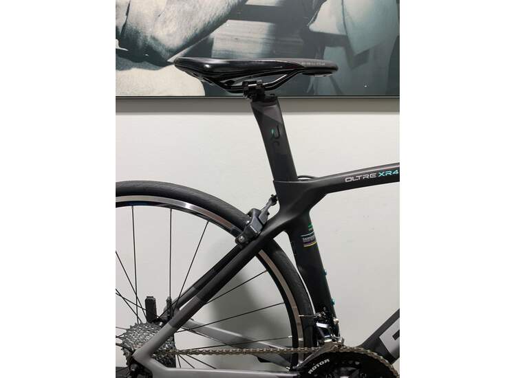 Bianchi Road Bike OLTRE XR4 Shimano Ultegra 11sp - 2023 XB 47