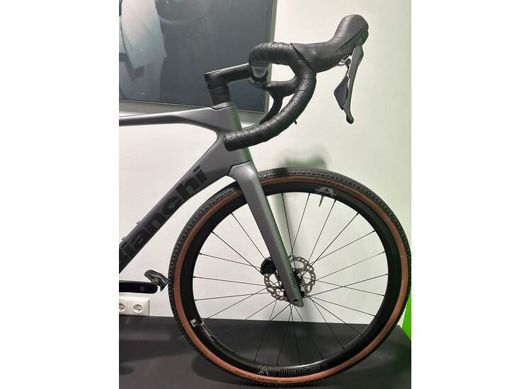 Bianchi V�lo Route IMPULSO PRO GRX 820 12SP - 2026 F4 SM