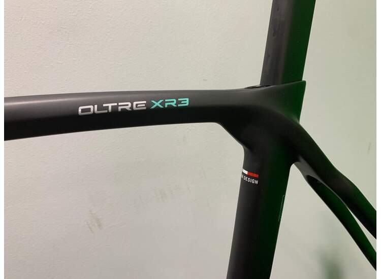Bianchi OLTRE XR3 FRAME SET XB 57