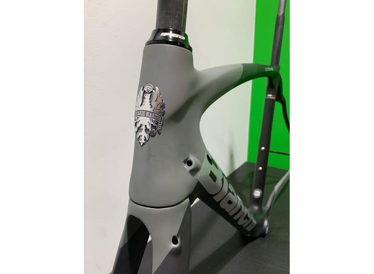 Bianchi OLTRE XR3 FRAME SET XB 57