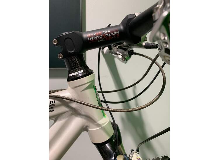 Bianchi Oetzi WC Ltd. Edition Julien Absalon 48 cm