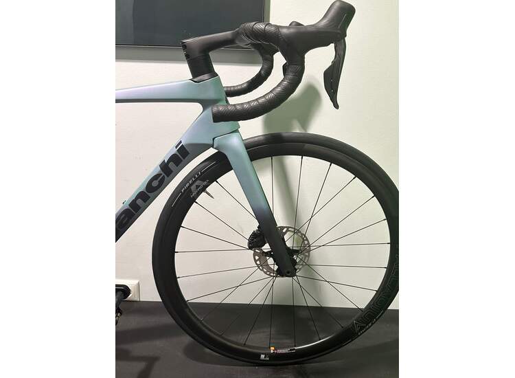 Bianchi Road Bike SPECIALISSIMA PRO ULTEGRA DI2 12SP - 2025 MV 59