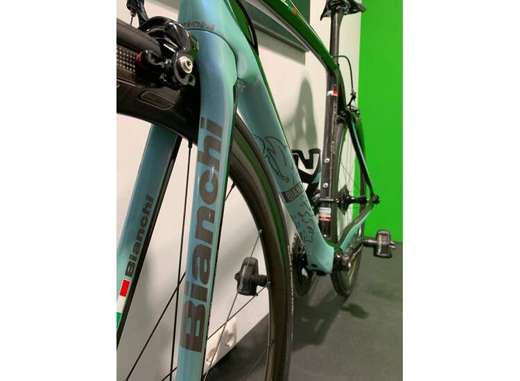 Bianchi Oltre XR2  Campagnolo Super Record 11S 57cm 6,5Kg