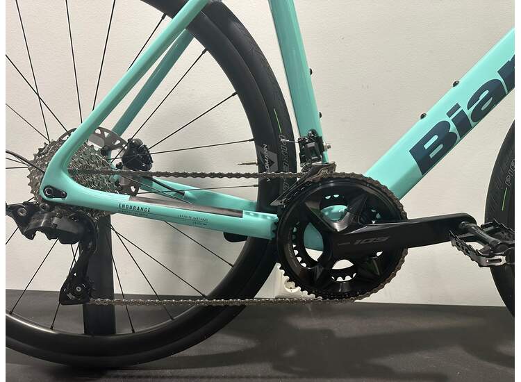 Bianchi Road Bike INFINITO CARBON ICR 105 12SP - 2025 2K 55