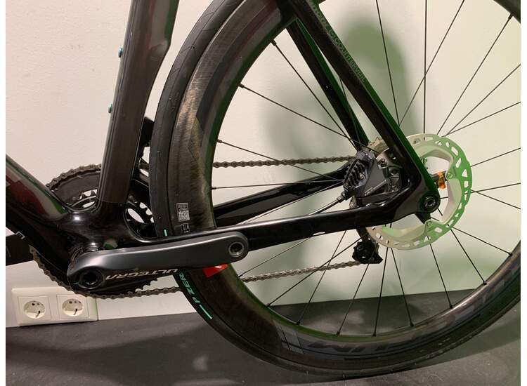 Bianchi OLTRE XR4 Disc- Ultegra Di2 11Sp Airbeat