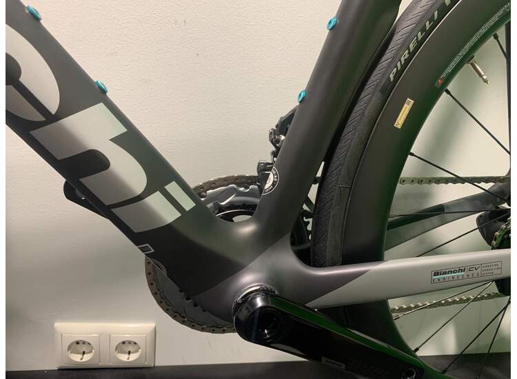Bianchi Oltre XR4 Disc. Sram Rival AXS Carbon - 2023 XB 61