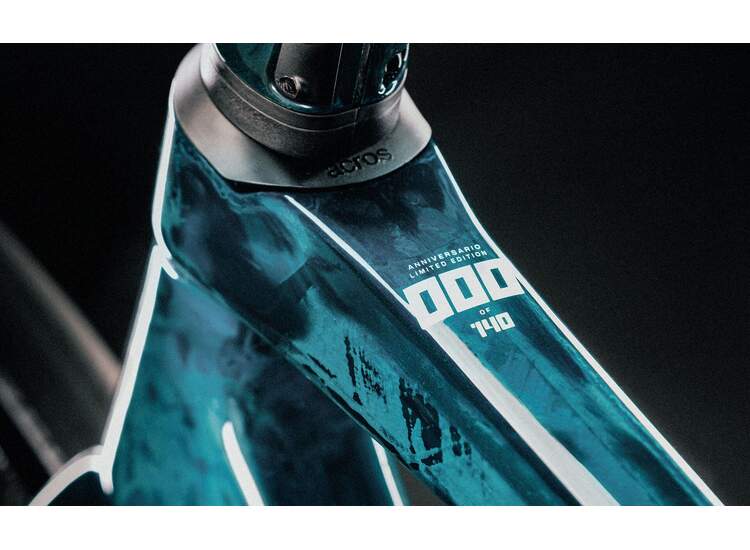 Bianchi Rennrad SPECIALISSIMA 140TH RC DURA-ACE DI2 12SP - 2025