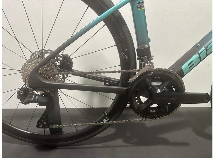 Bianchi V�lo Route SPECIALISSIMA PRO 105 DI2 12SP Aluminum Handlebars - 2025