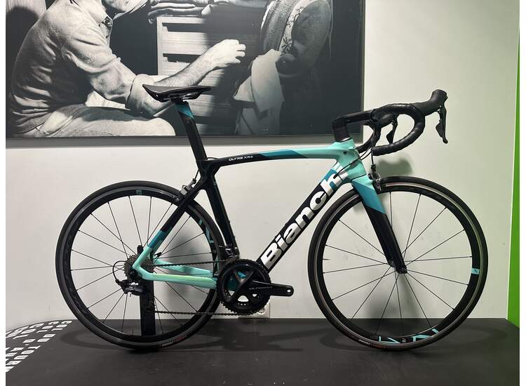 Bianchi Oltre XR4 Shimano Ultegra 11sp 55cm 7,8KG