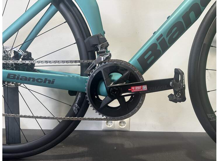 V�lo Route OLTRE PRO SRAM Rival D1 2026